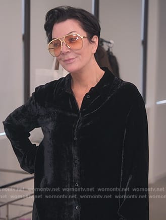Kris’s sunglasses on The Kardashians