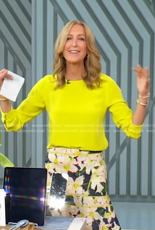 Lara’s navy floral print skirt on Good Morning America