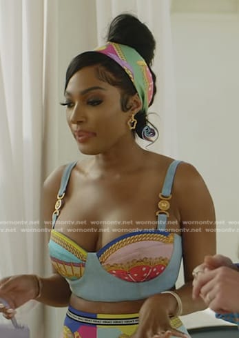 Lesa’s printed printed bra and leggings on The Real Housewives of Dubai