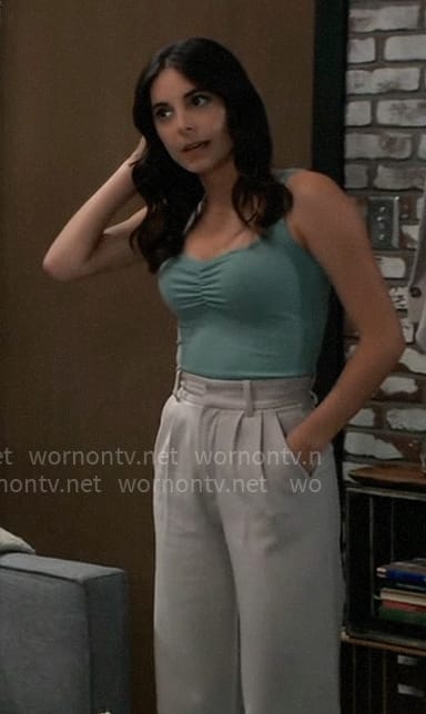 Molly’s green tank top on General Hospital