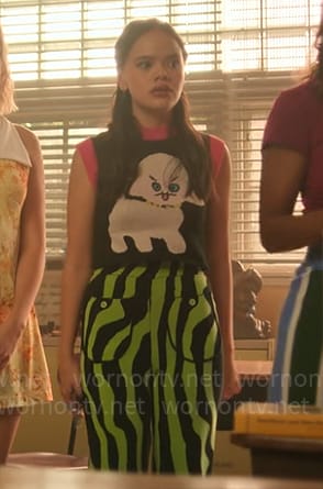 Mouse’s lamb sweater vest on Pretty Little Liars Original Sin