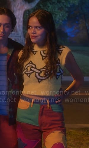 Mouse’s yellow chain top and patchwork pants on Pretty Little Liars Original Sin