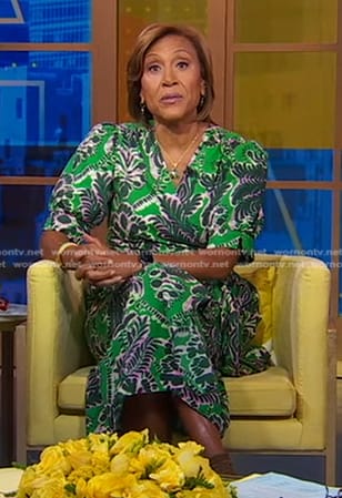 Robin’s green leaf print wrap dress on Good Morning America