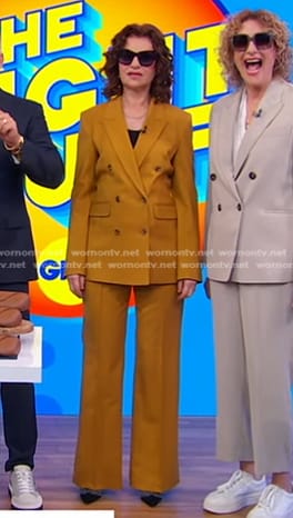 Sandra Bernhard’s mustard blazer and pant suit on Good Morning America