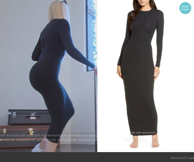 Skims Fits Everybody Crew Neck Long Sleeve Dress worn by Khloe Kardashian (Khloe Kardashian) on The Kardashians
