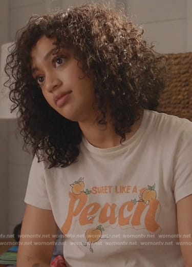 Olivia’s Peach print tee on All American