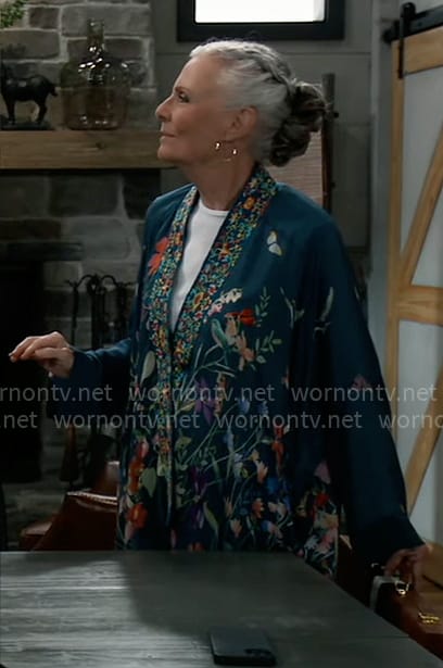 Tracy’s teal floral kimono jacket on General Hospital