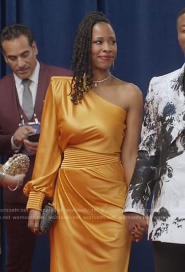 Grace’s gold satin drape dress on All American
