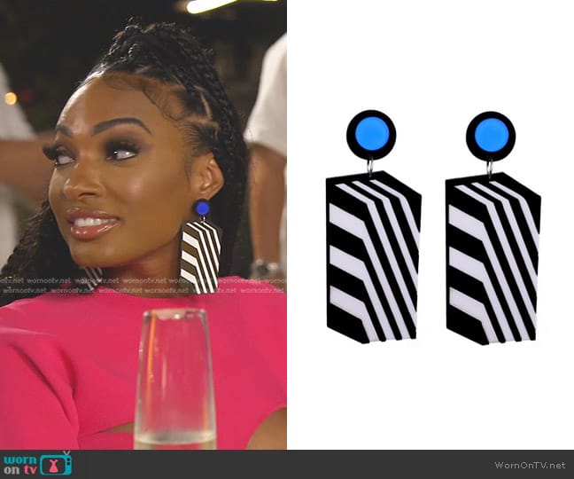 no details available worn by Lesa Milan (Lesa Milan) on The Real Housewives of Dubai