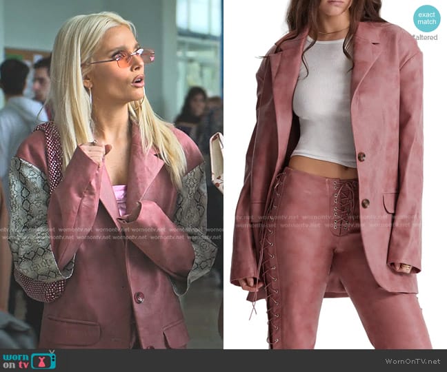 House of CB Kiera Oversize Faux Leather Blazer in Warm Pink worn by Isadora Artinan (Valentina Zenere) on Elite