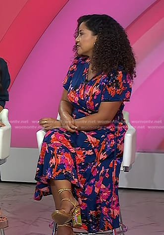 Arianna’s abstract print wrap dress on Today