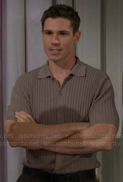 Finn’s taupe knit shirt on The Bold and the Beautiful