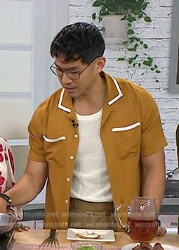 Jon Kung’s mustard contrast trim shirt on Today