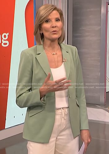 Kate’s mint green blazer on NBC News Daily