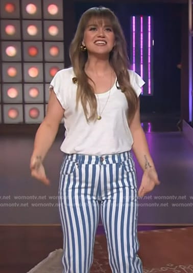 Kelly’s blue stripe jeans on The Kelly Clarkson Show