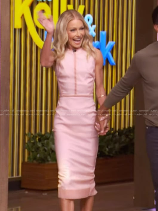 Kelly’s pink sleeveless sheath dress on Live with Kelly and Mark