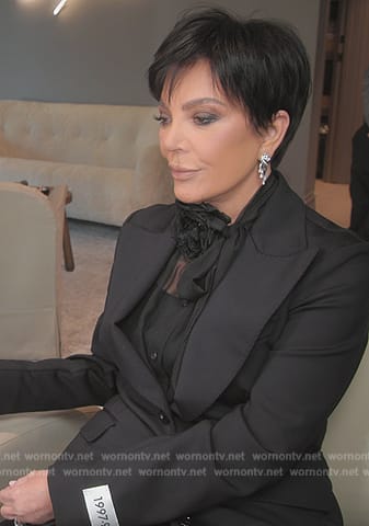 Kris’s black blazer on The Kardashians