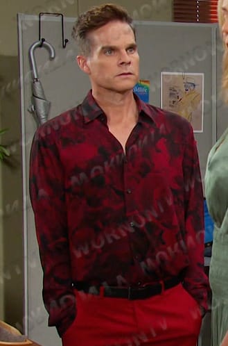 Leo’s red floral print shirt on Days of our Lives