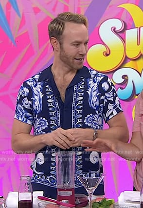 Paul Zahn’s blue printed shirt on Today