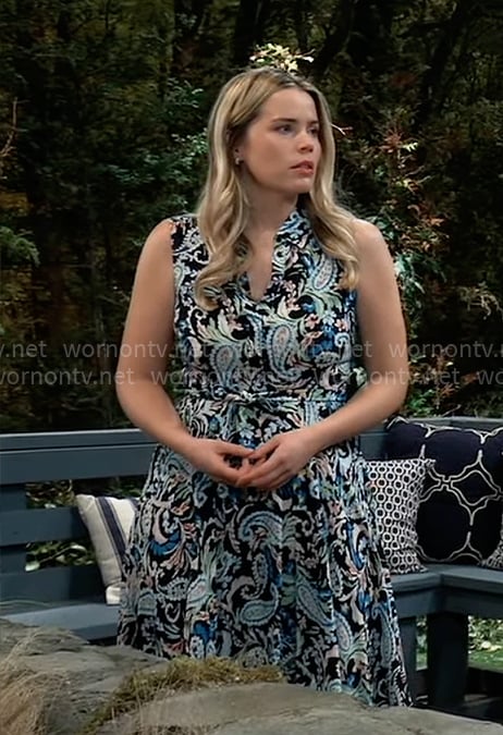 Sasha’s paisley print shirtdress on General Hospital