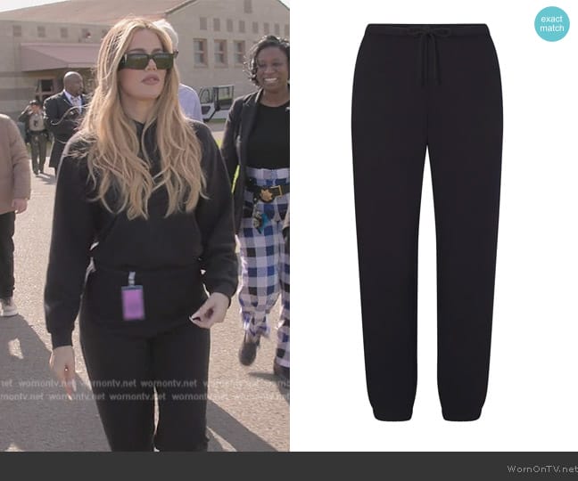 Skims Classic Joggers worn by Khloe Kardashian (Khloe Kardashian) on The Kardashians