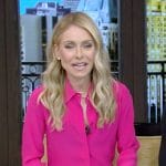 Kelly’s pink blouse and white pants on Live with Kelly and Mark