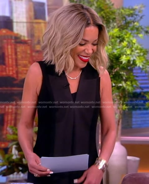 Sunny’s black sleeveless dress on The View