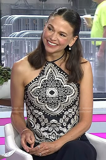 Sutton Foster’s paisley print halterneck top on Today