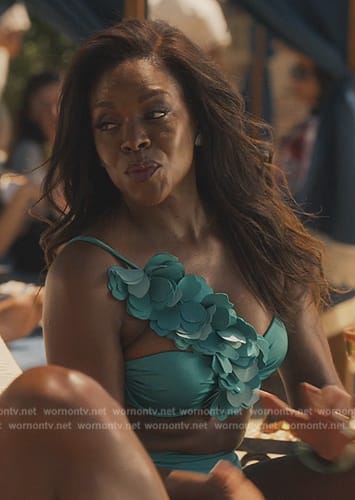 Annie’s blue floral bikini top on Bel-Air