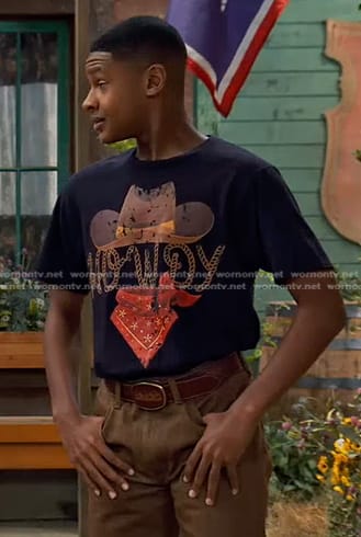 Bill’s black Howdy print tee on Bunkd