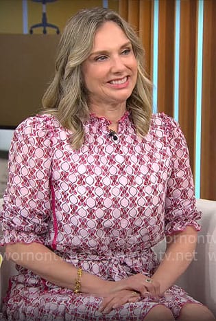 Catherine Fisher’s geometric print dress on CBS Mornings