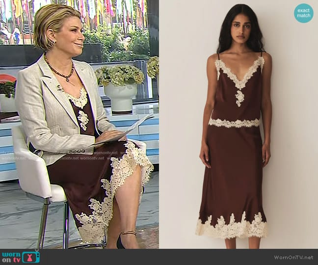 Doen Kira Top in Cafe worn by Jill Martin on Today