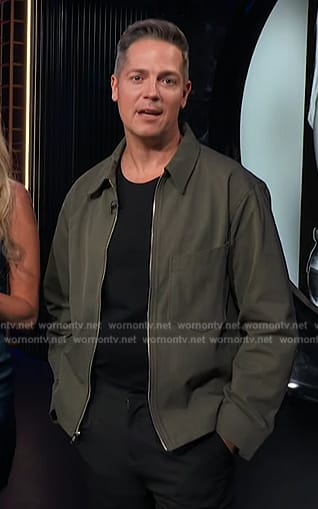 Jason’s khaki green jacket on E! News
