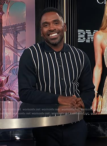Justin’s striped cardigan on E! News