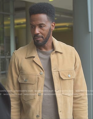 Lewis’s beige suede jacket on Reasonable Doubt