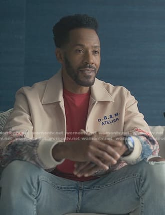 Lewis’s beige printed bomber jacket on Reasonable Doubt