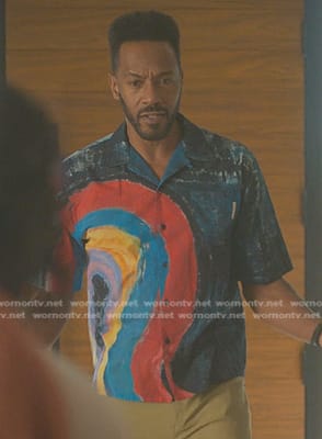 Lewis’s rainbow print shirts on Reasonable Doubt