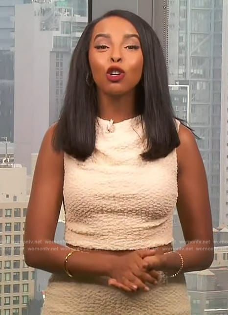 Mona’s textured sleeveless top on Extra