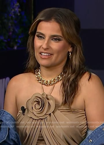 Nelly Furtado’s rose applique halter top on E! News