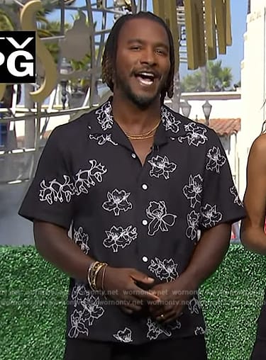 Scott’s black floral print shirt on Access Hollywood