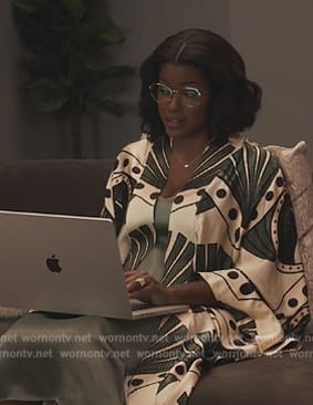 Viv’s printed kimono on Bel-Air