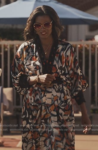 Vivian’s printed maxi dress on Bel-Air