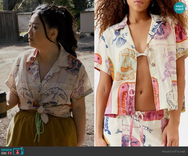 BDG Del Rey Souvenir Button-Down Top worn by Ashley (Sherry Cola) on Nobody Wants This