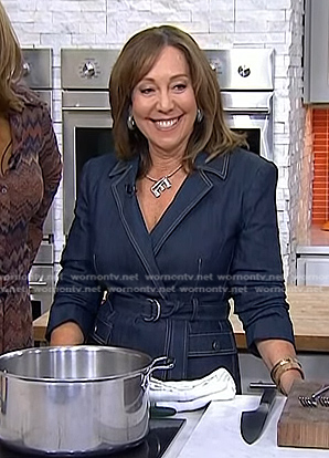 Elizabeth Heiskell’s belted denim dress on Today