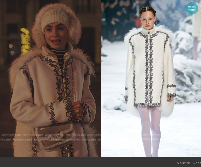 Moncler 2016 Fall Collection worn by Emily Cooper (Lily Collins) on Emily in Paris