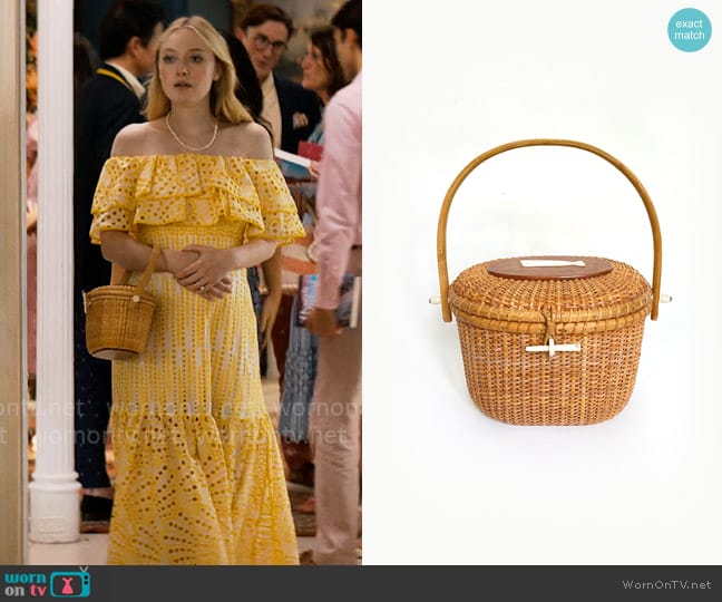 Vintage Nantucket lightship basket purse worn by Abby Winbury (Dakota Fanning) on The Perfect Couple