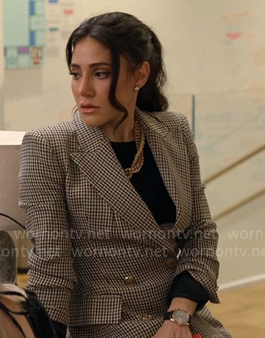 Chloe’s houndstooth blazer on Owning Manhattan