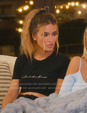 Chrishell’s black cropped tee on Selling Sunset