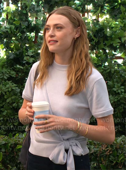 Claire’s short-sleeve tie-hem knit top on The Young and the Restless