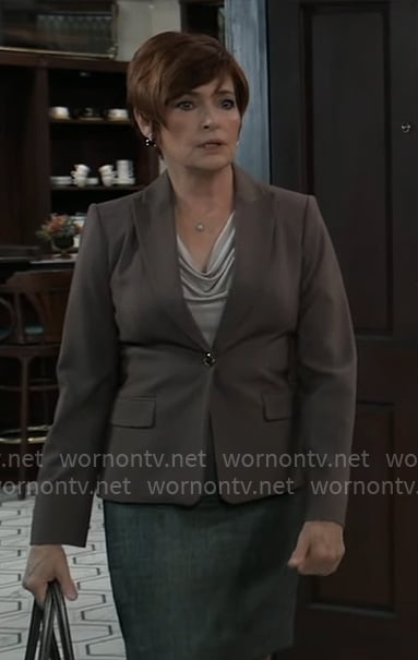 Diane’s taupe brown blazer on General Hospital